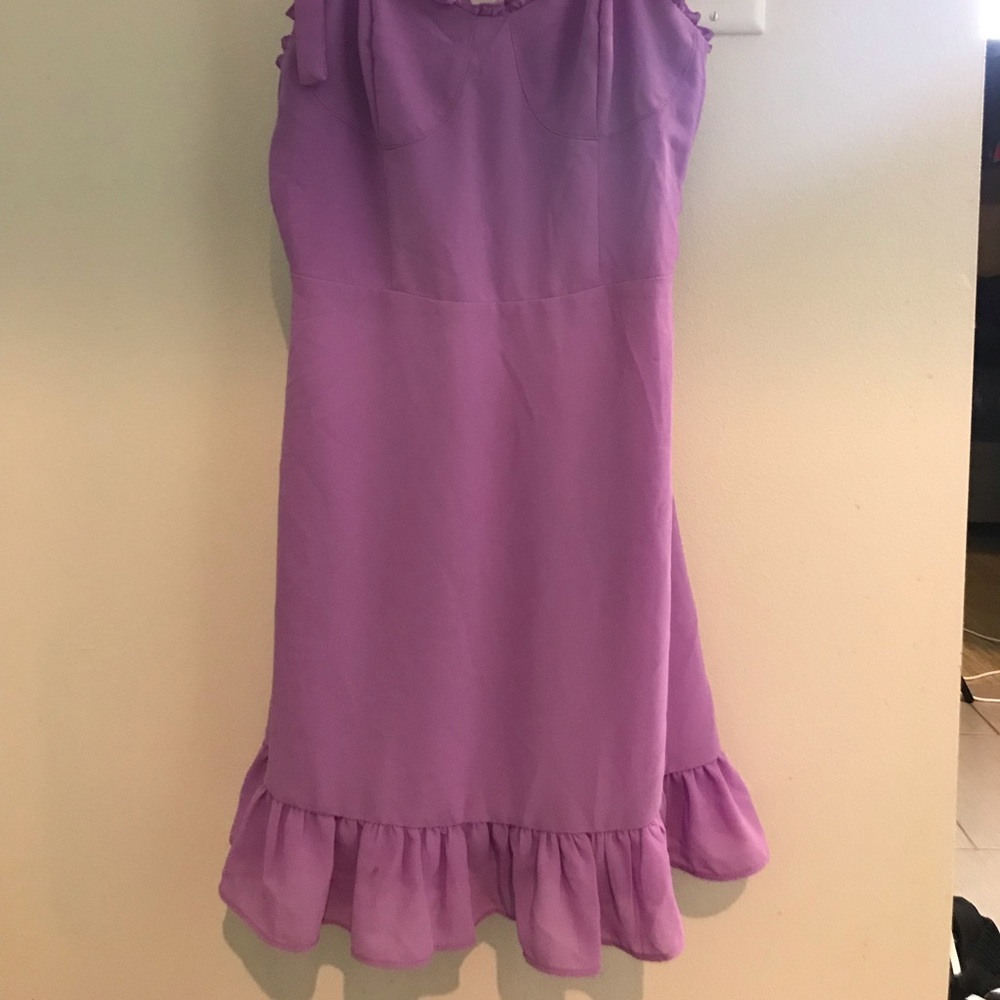 Dress - Picture 2 of 3